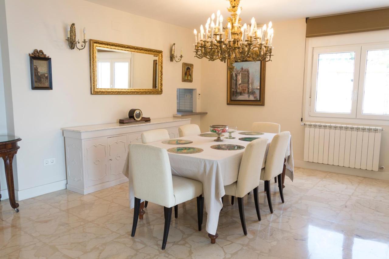 Malagueta Penthouse Premium Lägenhet Málaga Exteriör bild